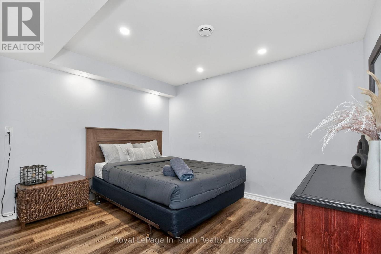 157 Farlain Lake Road W, Tiny, Ontario  L9M 0B9 - Photo 43 - S12861868