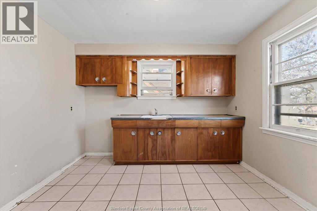 1410 Benjamin Avenue, Windsor, Ontario  N8X 4N1 - Photo 19 - 26005981