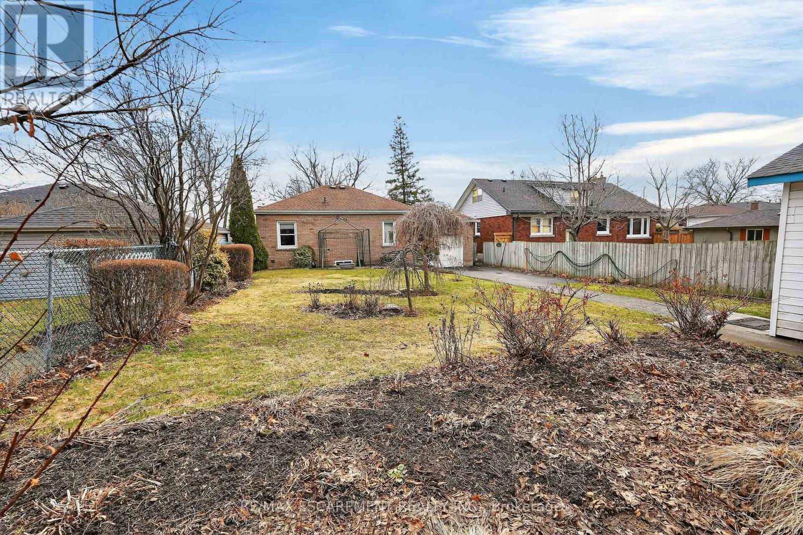 172 Ridge Street, Hamilton, Ontario  L9A 2X5 - Photo 28 - X12909576