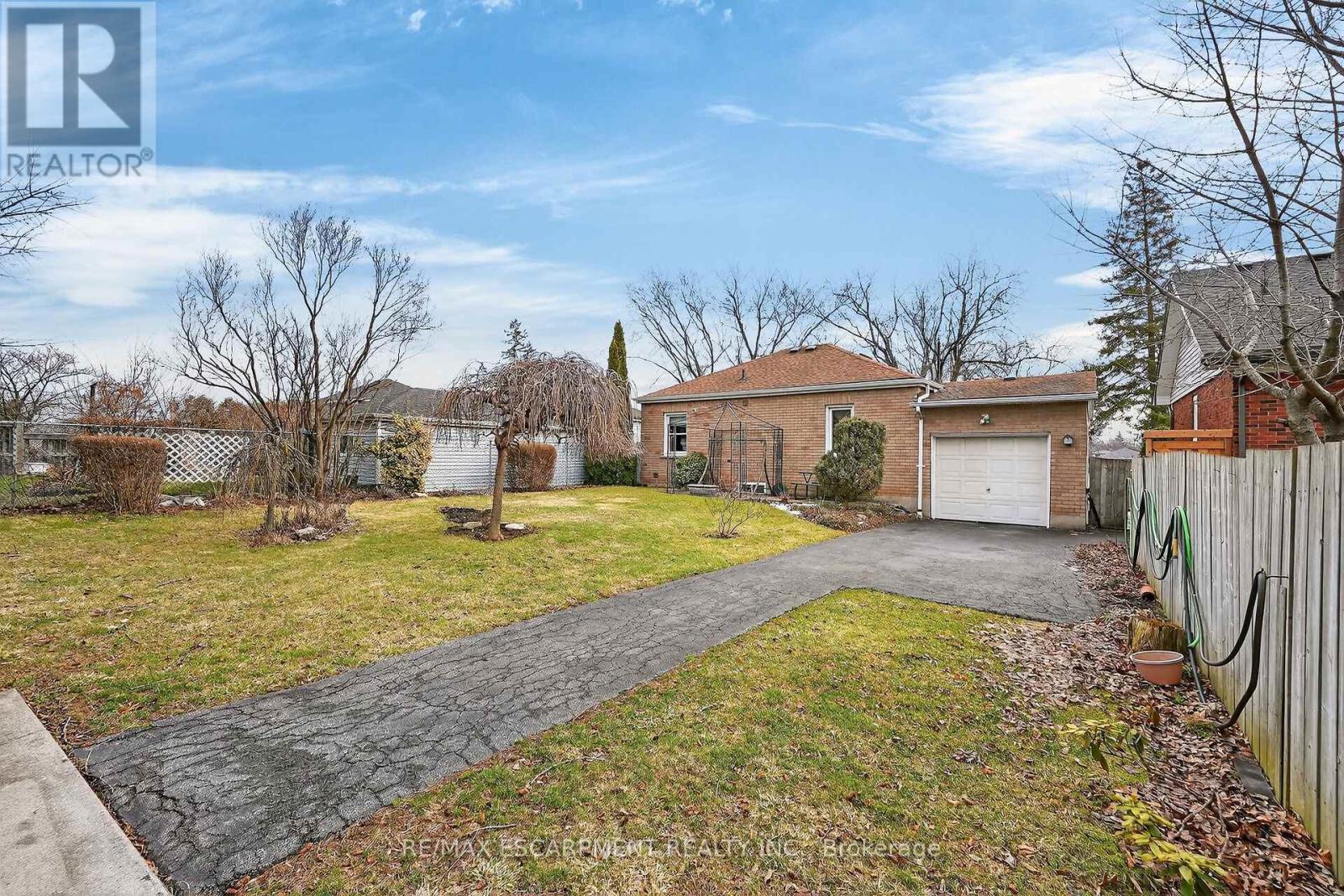 172 Ridge Street, Hamilton, Ontario  L9A 2X5 - Photo 30 - X12909576