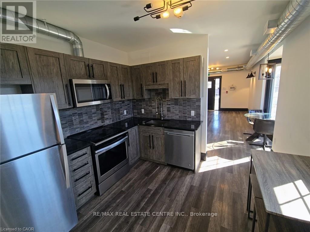 226 Samuelson Street, Cambridge, Ontario  N1R 1K8 - Photo 16 - X12909636