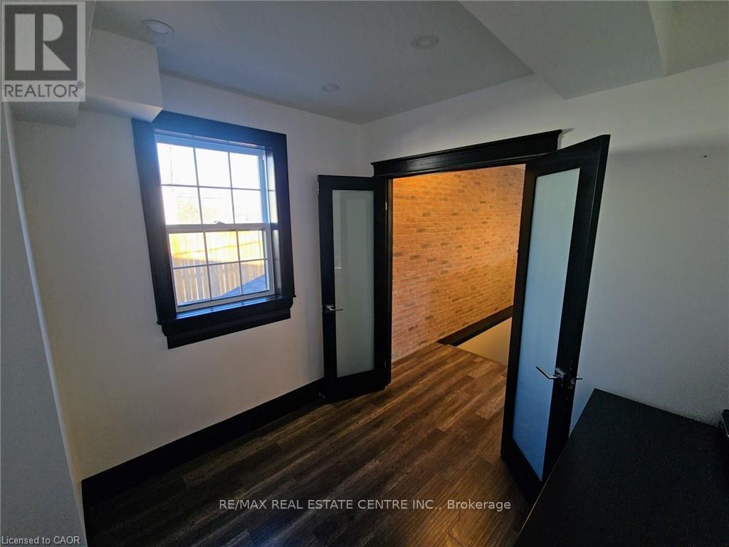 226 Samuelson Street, Cambridge, Ontario  N1R 1K8 - Photo 23 - X12909636