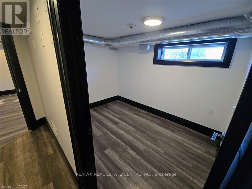 226 Samuelson Street, Cambridge, Ontario  N1R 1K8 - Photo 30 - X12909636