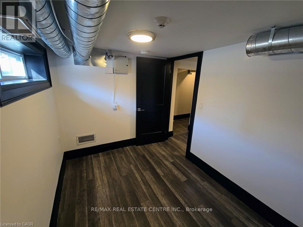 226 Samuelson Street, Cambridge, Ontario  N1R 1K8 - Photo 31 - X12909636