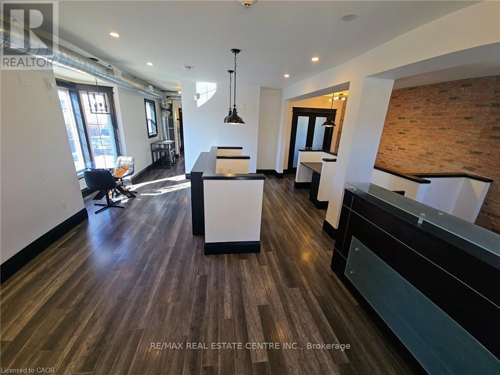 226 Samuelson Street, Cambridge, Ontario  N1R 1K8 - Photo 5 - X12909636