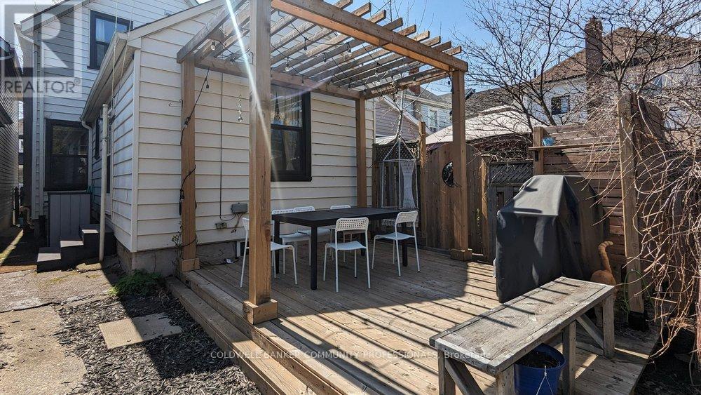 28 Picton Street W, Hamilton (North End), Ontario  L8L 1E2 - Photo 40 - X12909730