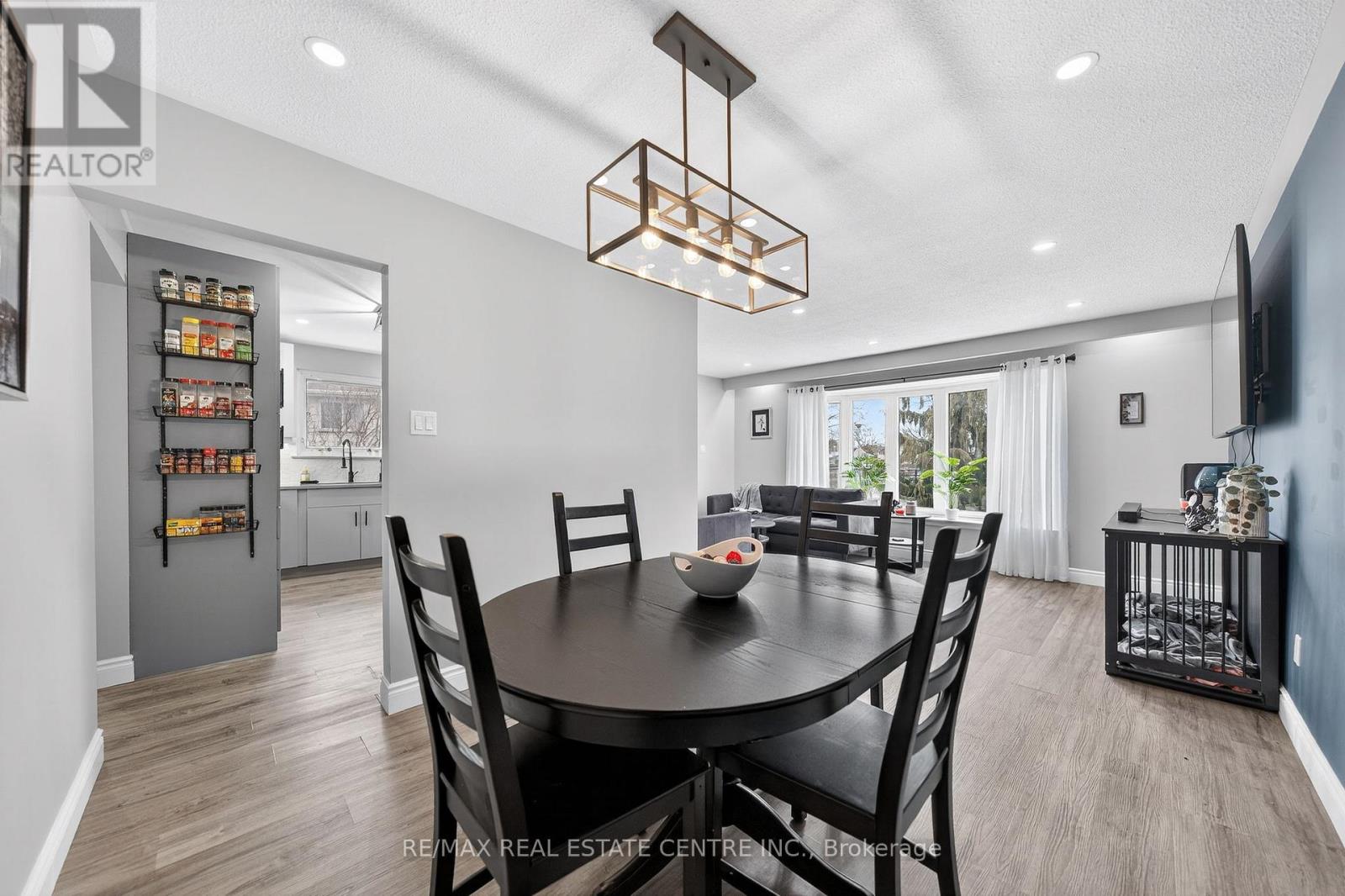 1212 Mary Avenue, Cambridge, Ontario  N3H 4N7 - Photo 14 - X12909844