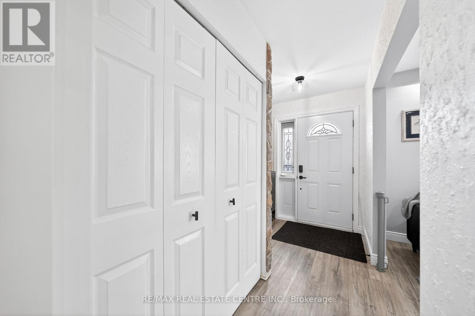 1212 Mary Avenue, Cambridge, Ontario  N3H 4N7 - Photo 4 - X12909844