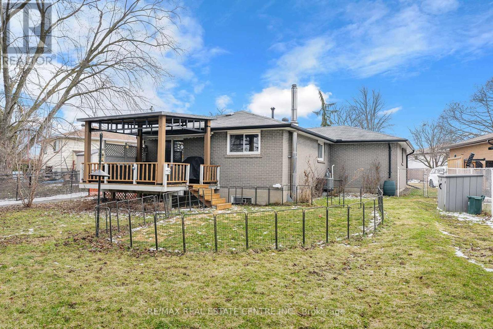 1212 Mary Avenue, Cambridge, Ontario  N3H 4N7 - Photo 46 - X12909844