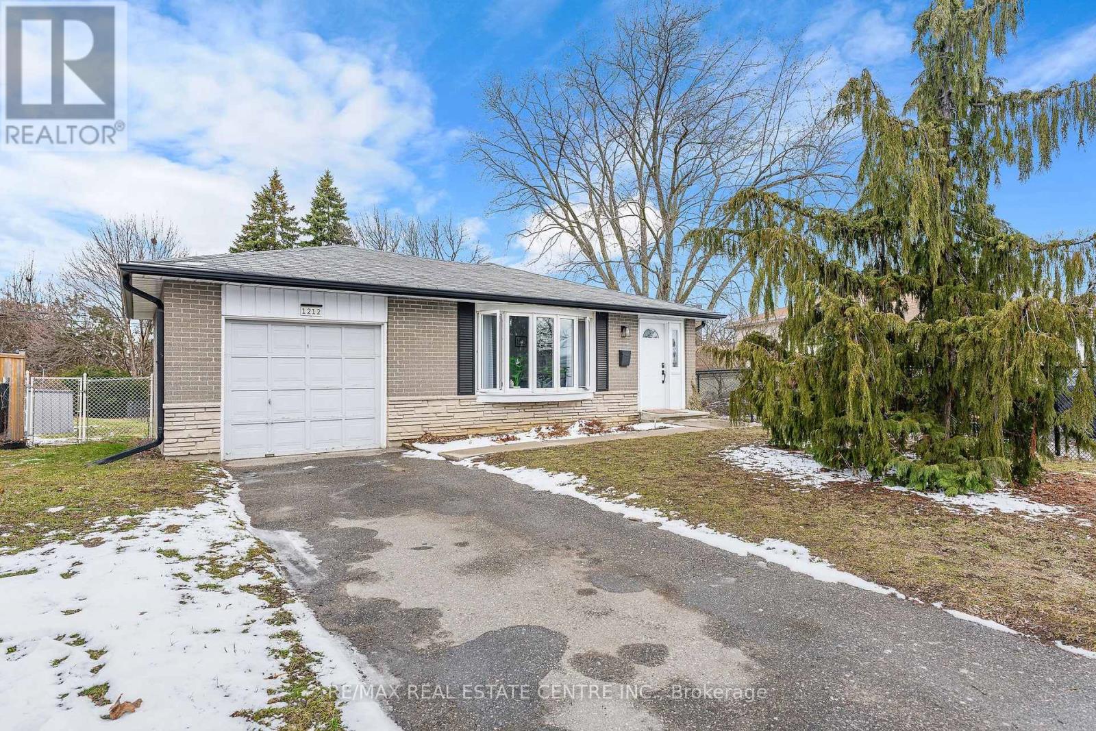 1212 Mary Avenue, Cambridge, Ontario  N3H 4N7 - Photo 47 - X12909844