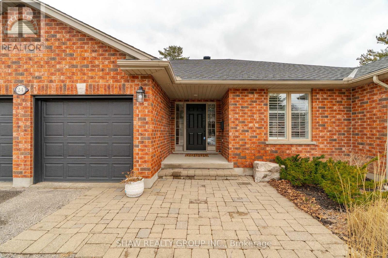 24 Cottonwood Crescent, Cambridge, Ontario  N1T 2A7 - Photo 9 - X12909910