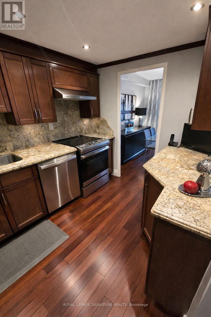 705 - 11 Wincott Drive, Toronto, Ontario  M9R 2R9 - Photo 10 - W12909644