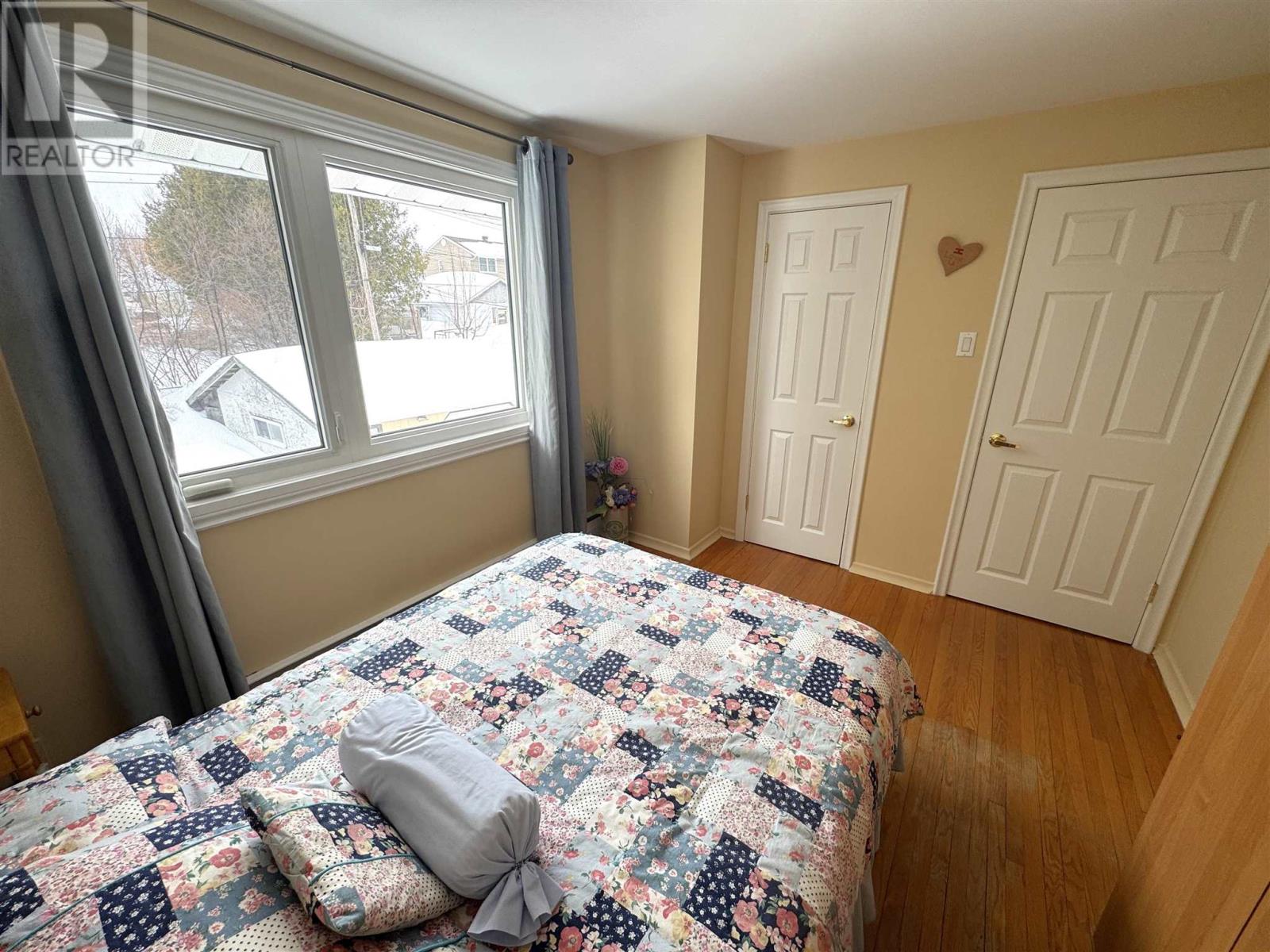 70 Roman Ave, Elliot Lake, Ontario  P5A 1S1 - Photo 21 - SM260515