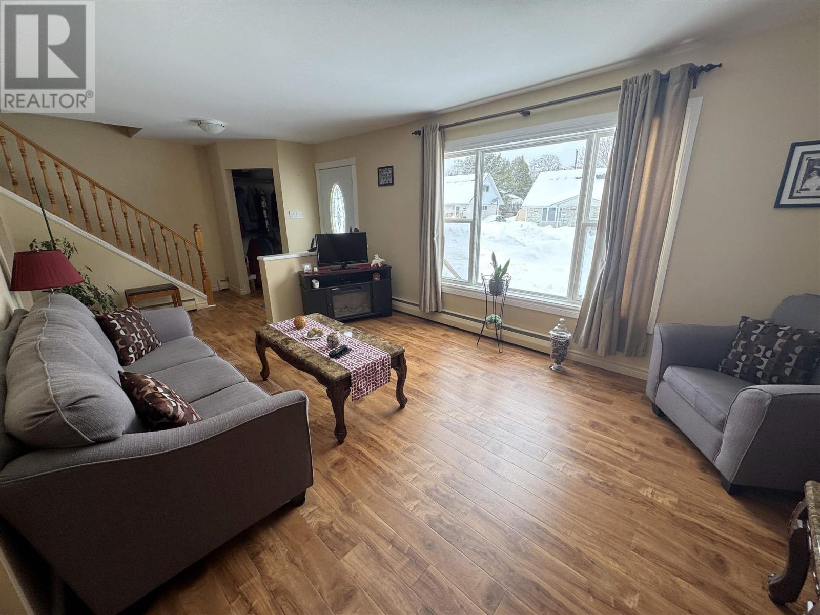 70 Roman Ave, Elliot Lake, Ontario  P5A 1S1 - Photo 7 - SM260515