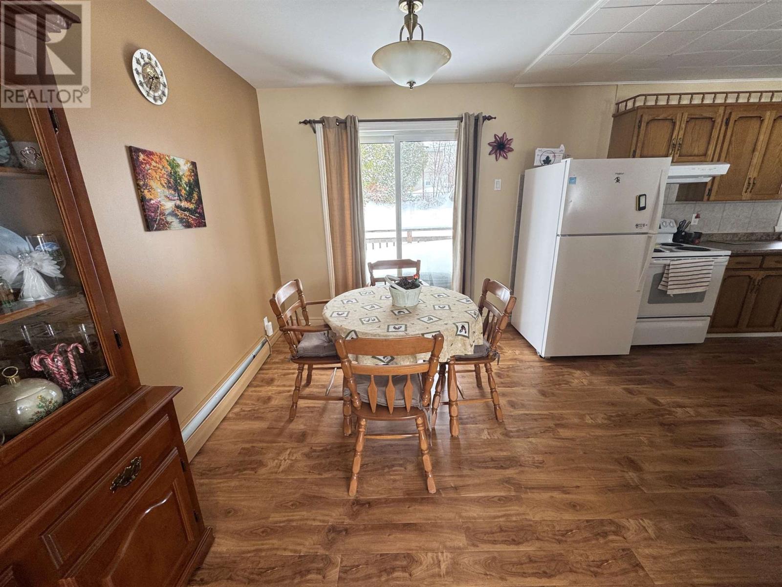 70 Roman Ave, Elliot Lake, Ontario  P5A 1S1 - Photo 8 - SM260515