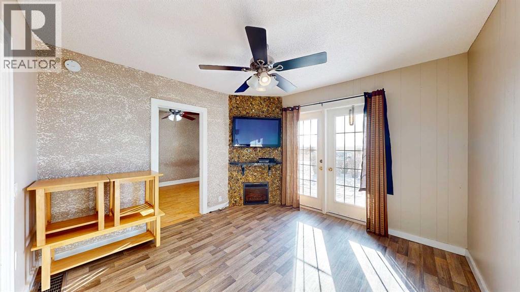 8 Railway Avenue E, Schuler, Alberta  T0J 3B0 - Photo 11 - A2274402