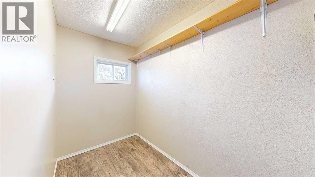 8 Railway Avenue E, Schuler, Alberta  T0J 3B0 - Photo 28 - A2274402