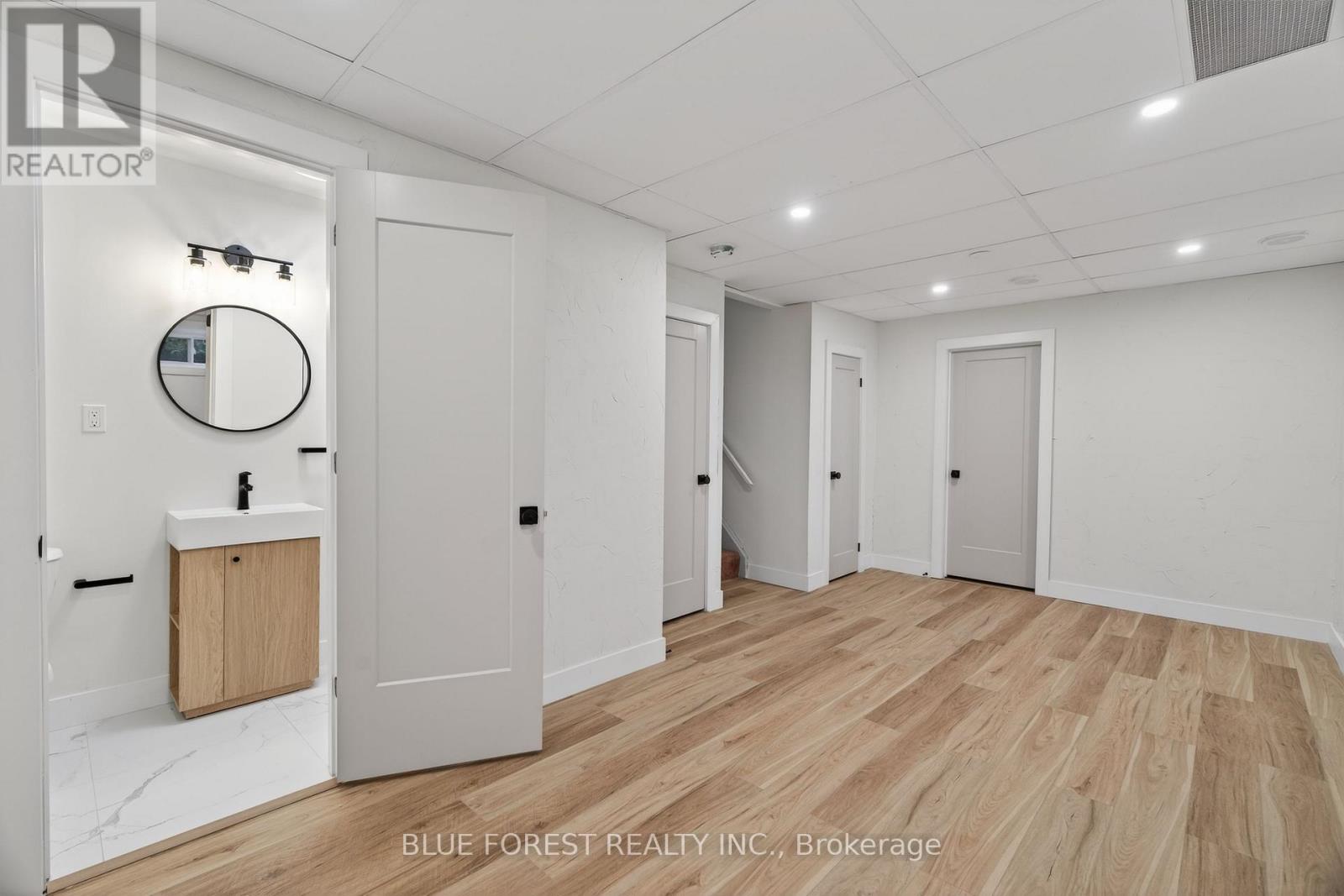 1858 Aldersbrook Road, London North, Ontario  N6G 3N4 - Photo 27 - X12909944