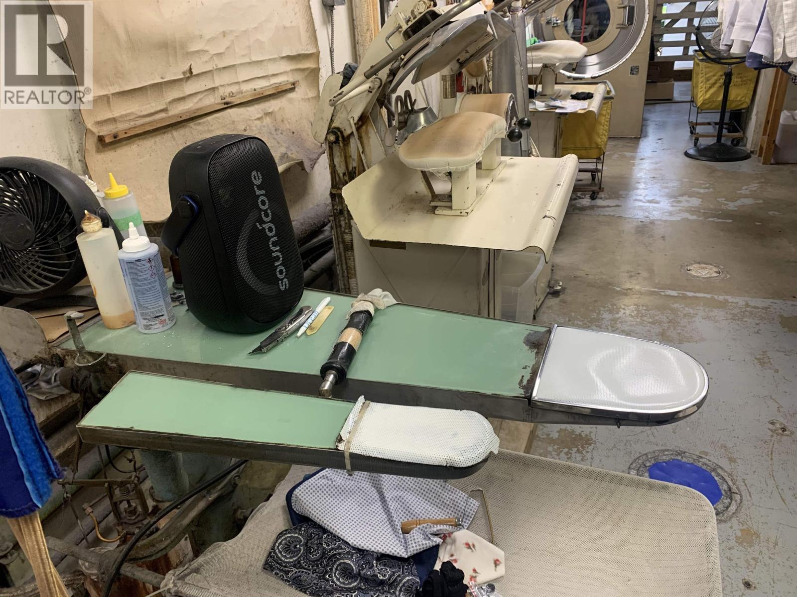 360 3025 Lougheed Highway, Coquitlam, British Columbia  V3B 6S2 - Photo 14 - C8064334