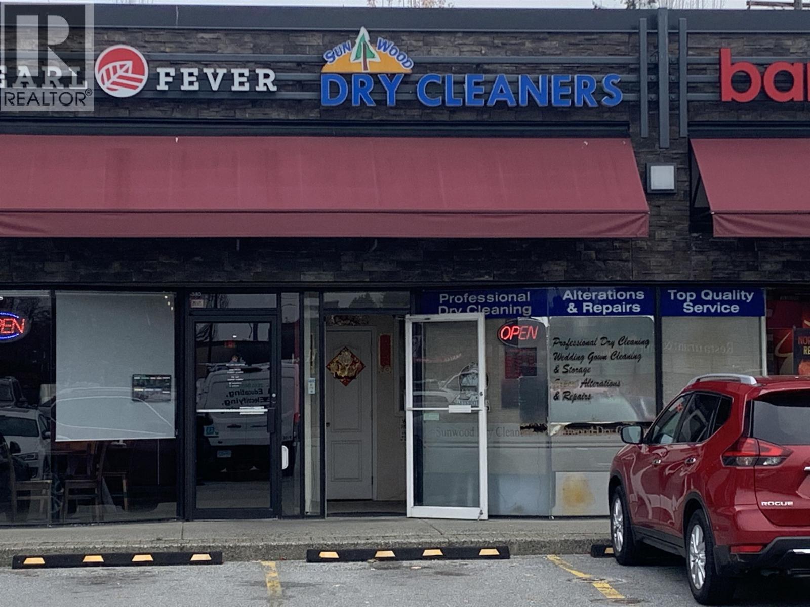 360 3025 LOUGHEED HIGHWAY, Coquitlam, British Columbia