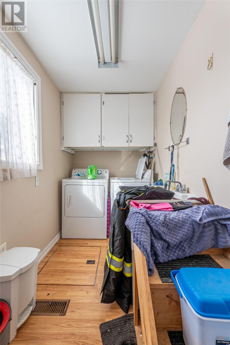 815 Topsail Road, Mount Pearl, Newfoundland & Labrador  A1N 3J6 - Photo 10 - 1295423