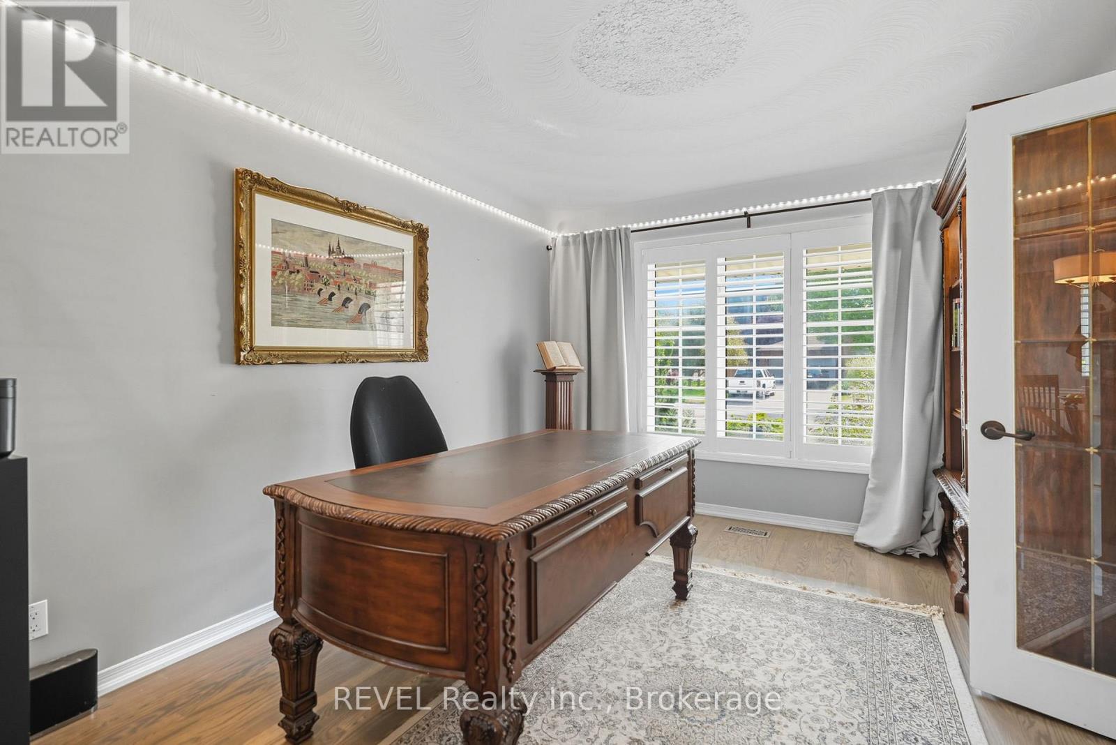 1 Spartan Court, St. Catharines (Martindale Pond), Ontario  L2N 7M5 - Photo 7 - X12910052