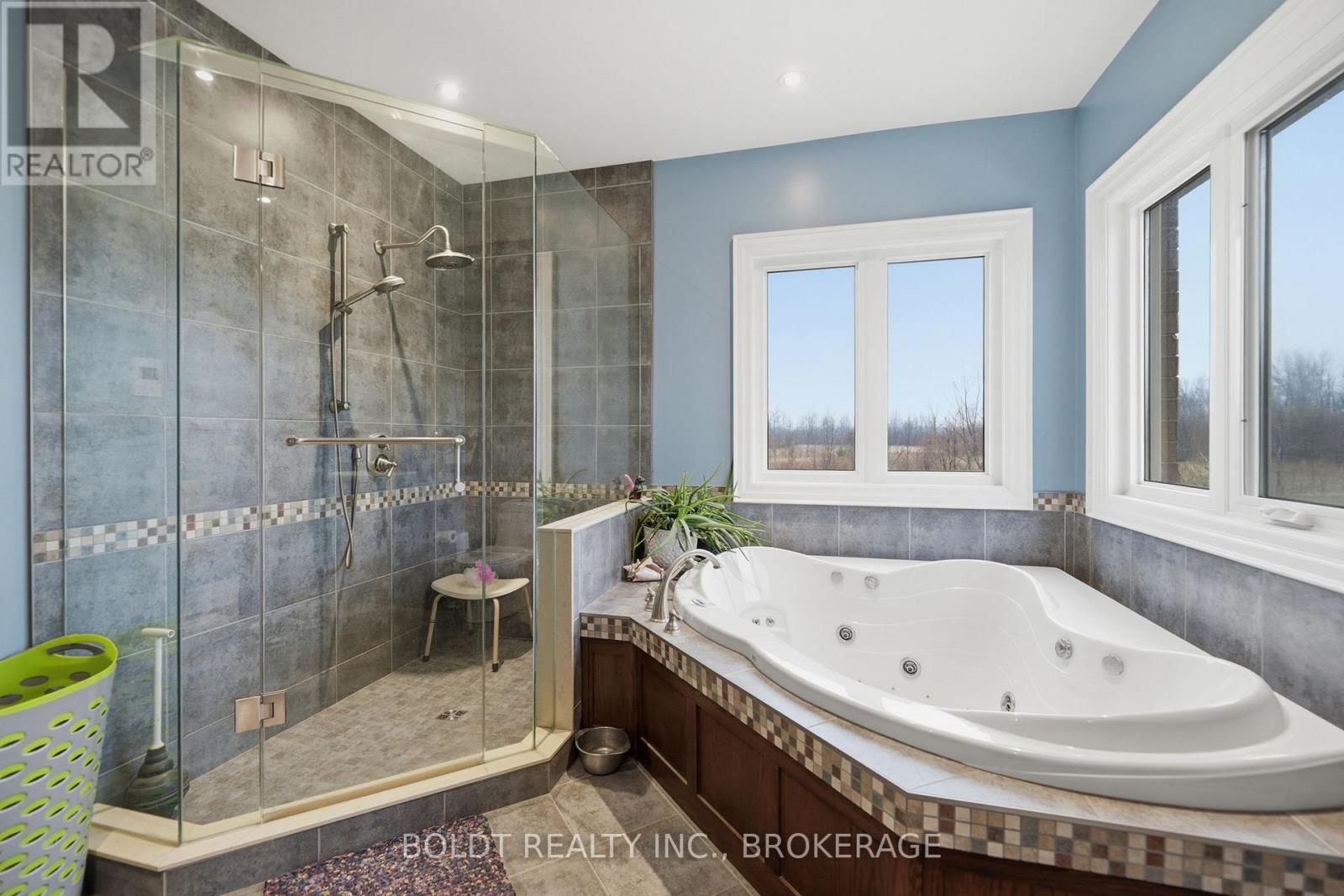 4720 College Road, Fort Erie (Mulgrave), Ontario  L0S 1S0 - Photo 21 - X12910068