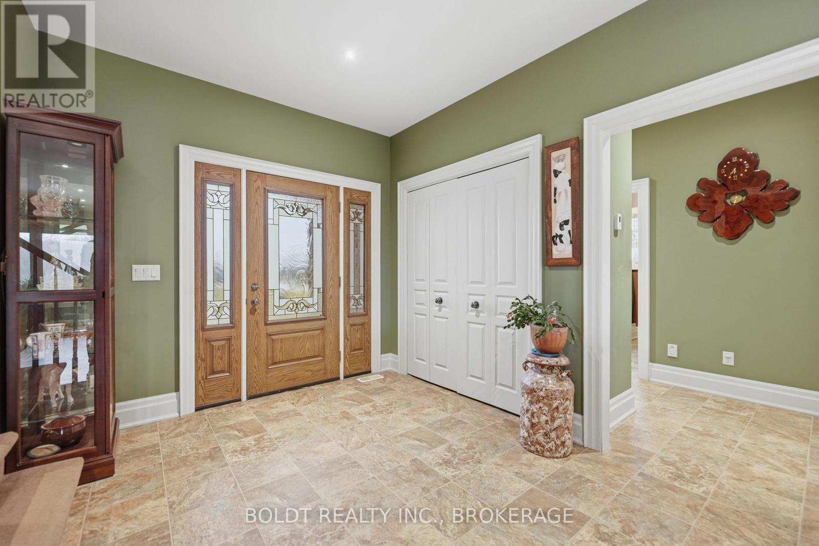 4720 College Road, Fort Erie (Mulgrave), Ontario  L0S 1S0 - Photo 6 - X12910068