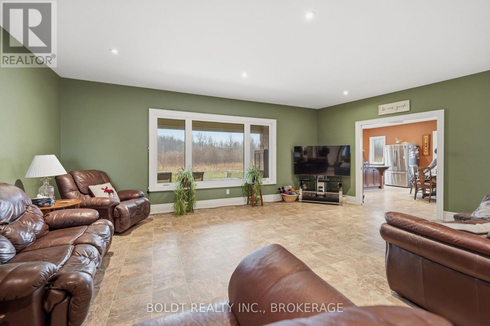 4720 College Road, Fort Erie (Mulgrave), Ontario  L0S 1S0 - Photo 8 - X12910068