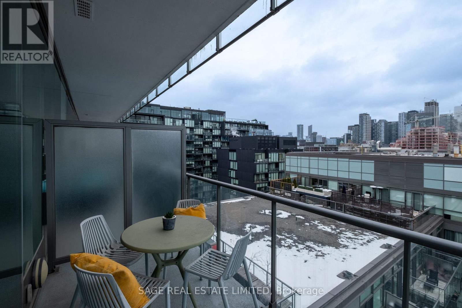 1301 - 552 Wellington Street W, Toronto, Ontario  M5V 2V5 - Photo 27 - C12909900