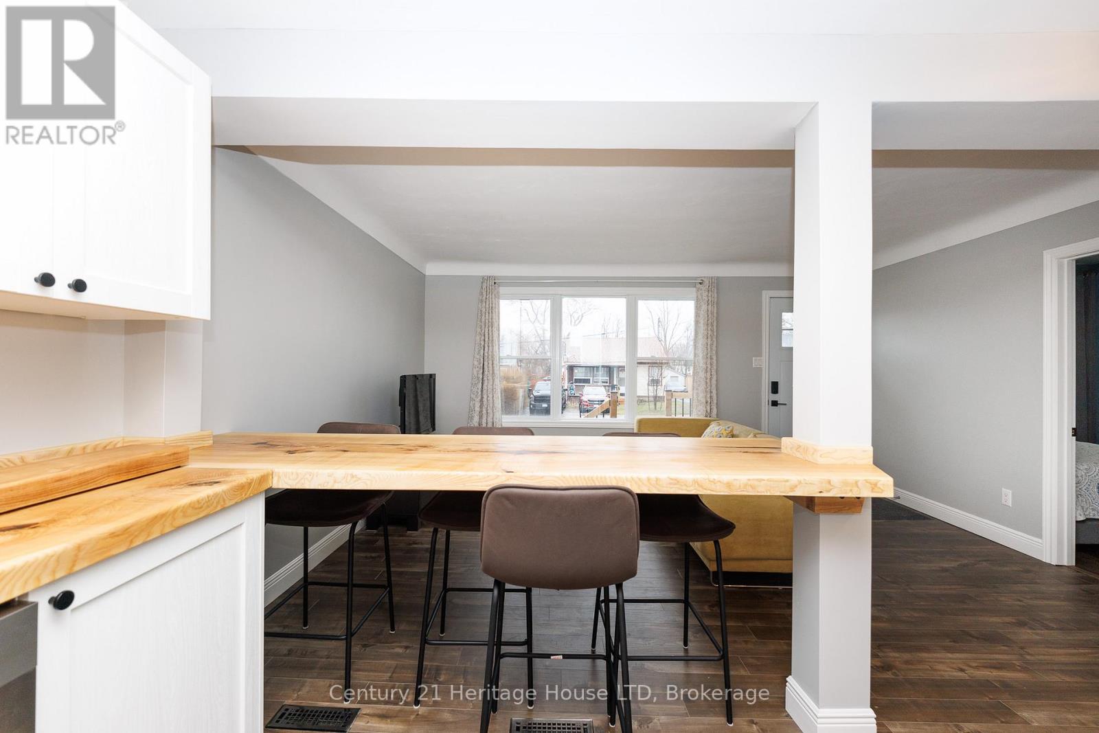 21 Keele Street, St. Catharines, Ontario  L2T 1M8 - Photo 10 - X12906016