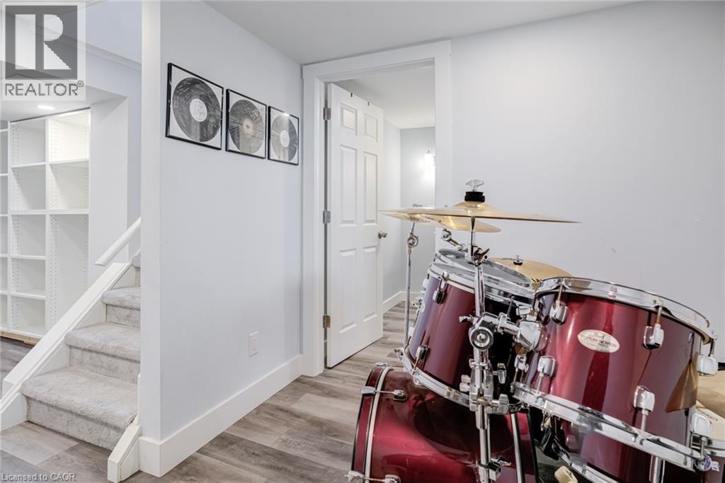 624 Burgess Avenue, Hamilton, Ontario  L8H 6H9 - Photo 23 - 40814186