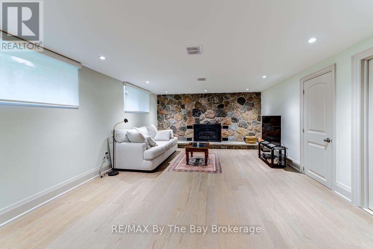 63 Rodrium Road, Wasaga Beach, Ontario  L9Z 1R5 - Photo 24 - S12909972