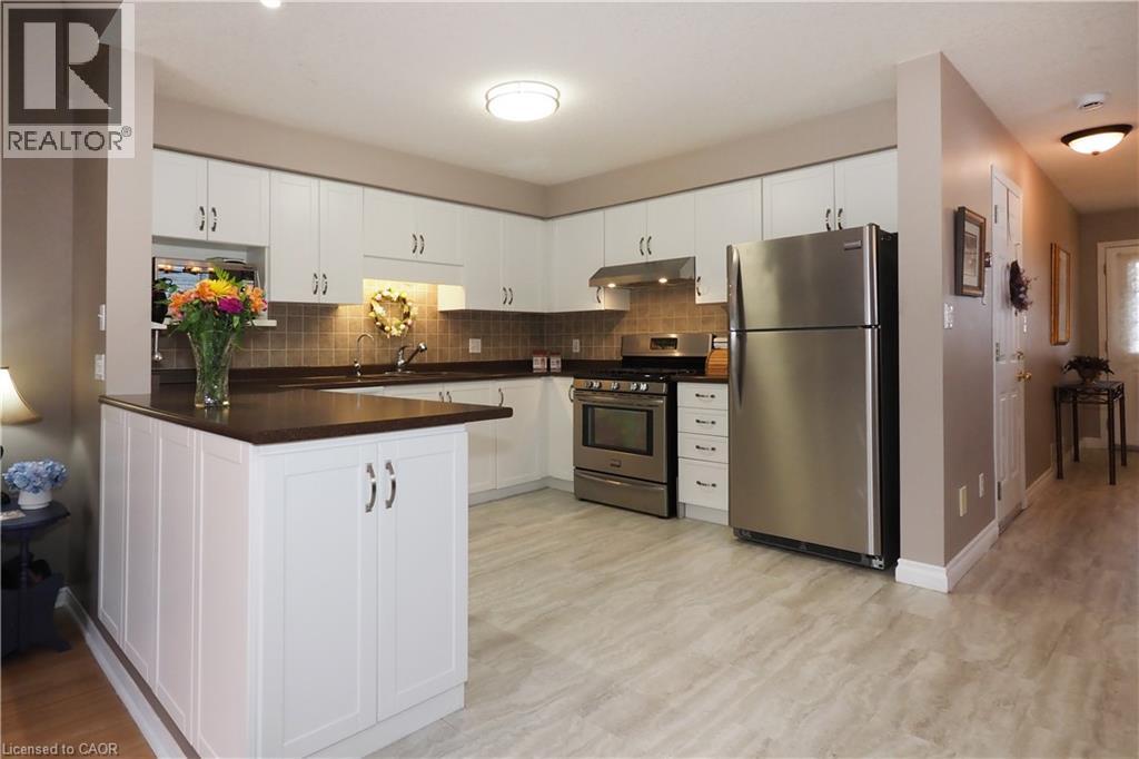 224 Inverhuron Crescent Unit# A, Waterloo, Ontario  N2V 2H7 - Photo 8 - 40812356