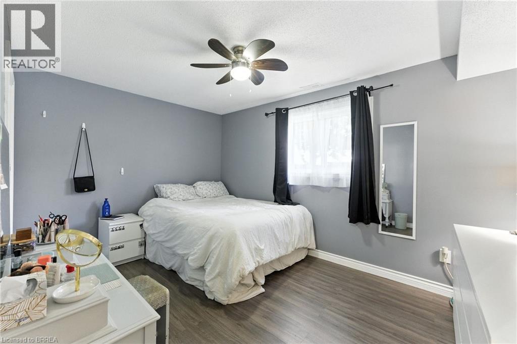 8 Allensgate Drive, Brantford, Ontario  N3V 1C7 - Photo 27 - 40808947