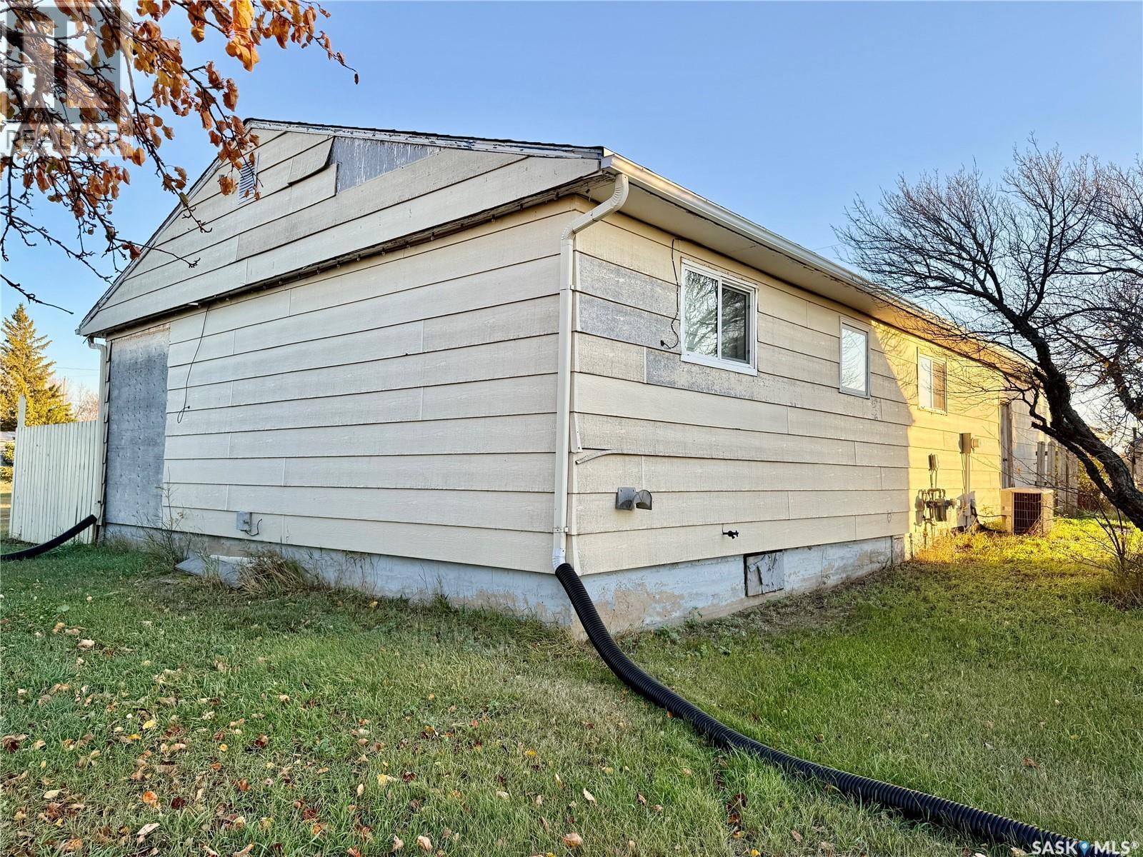 100 Main Street, Aylesbury, Saskatchewan  S0G 0B0 - Photo 13 - SK021507