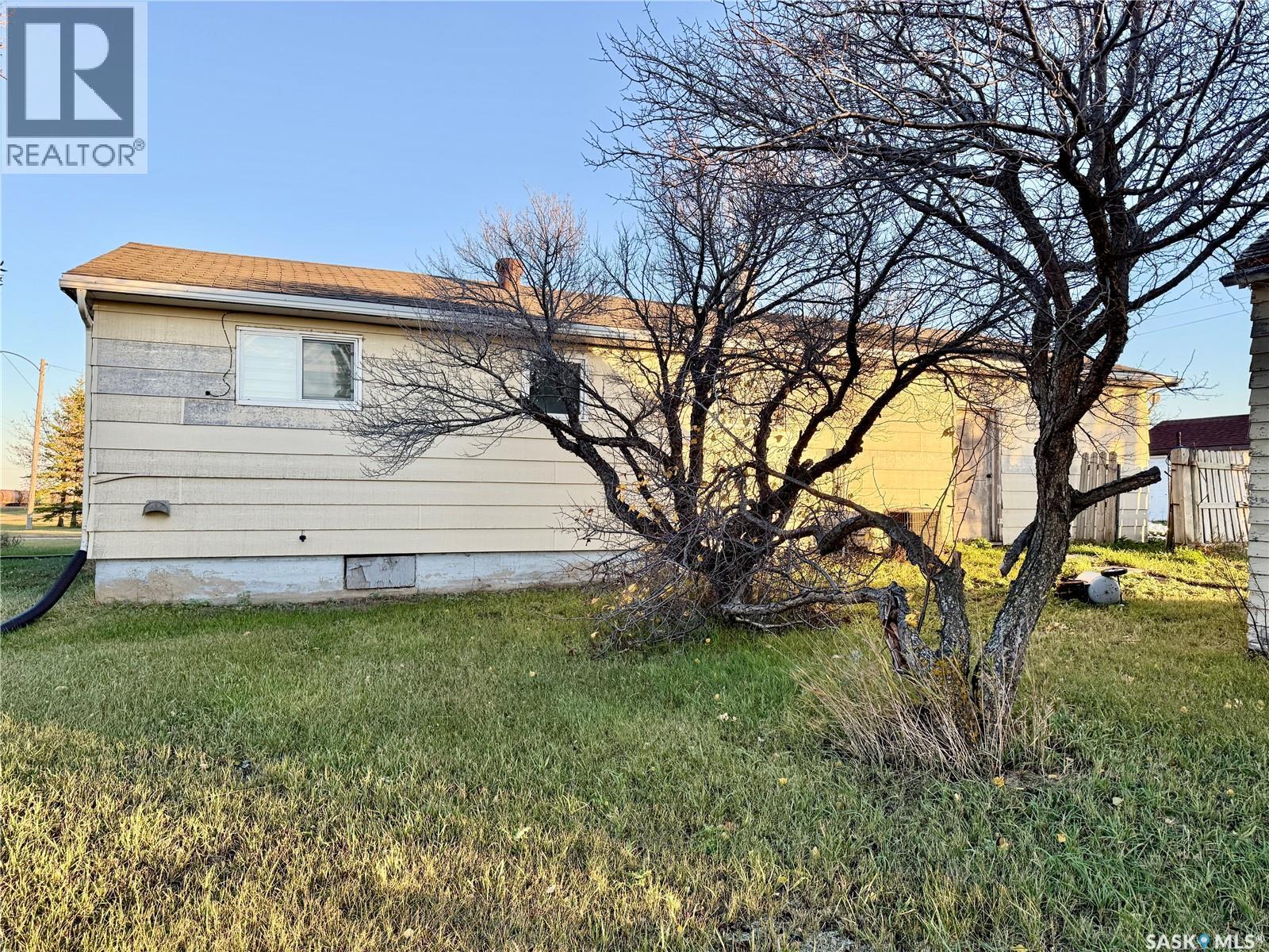 100 Main Street, Aylesbury, Saskatchewan  S0G 0B0 - Photo 11 - SK021507