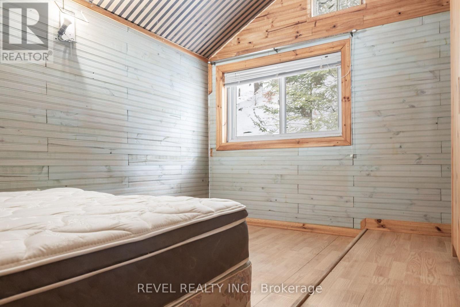 1129 Lakeshore Road, Highlands East, Ontario  K0M 1R0 - Photo 30 - X12909984