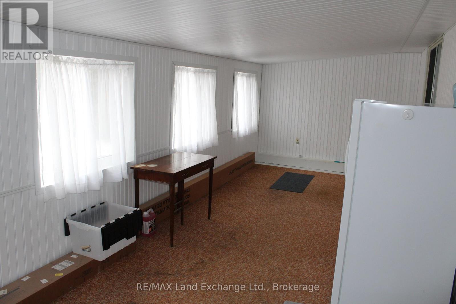 317 Nelson Street, Kincardine, Ontario  N2Z 1X7 - Photo 12 - X12910042