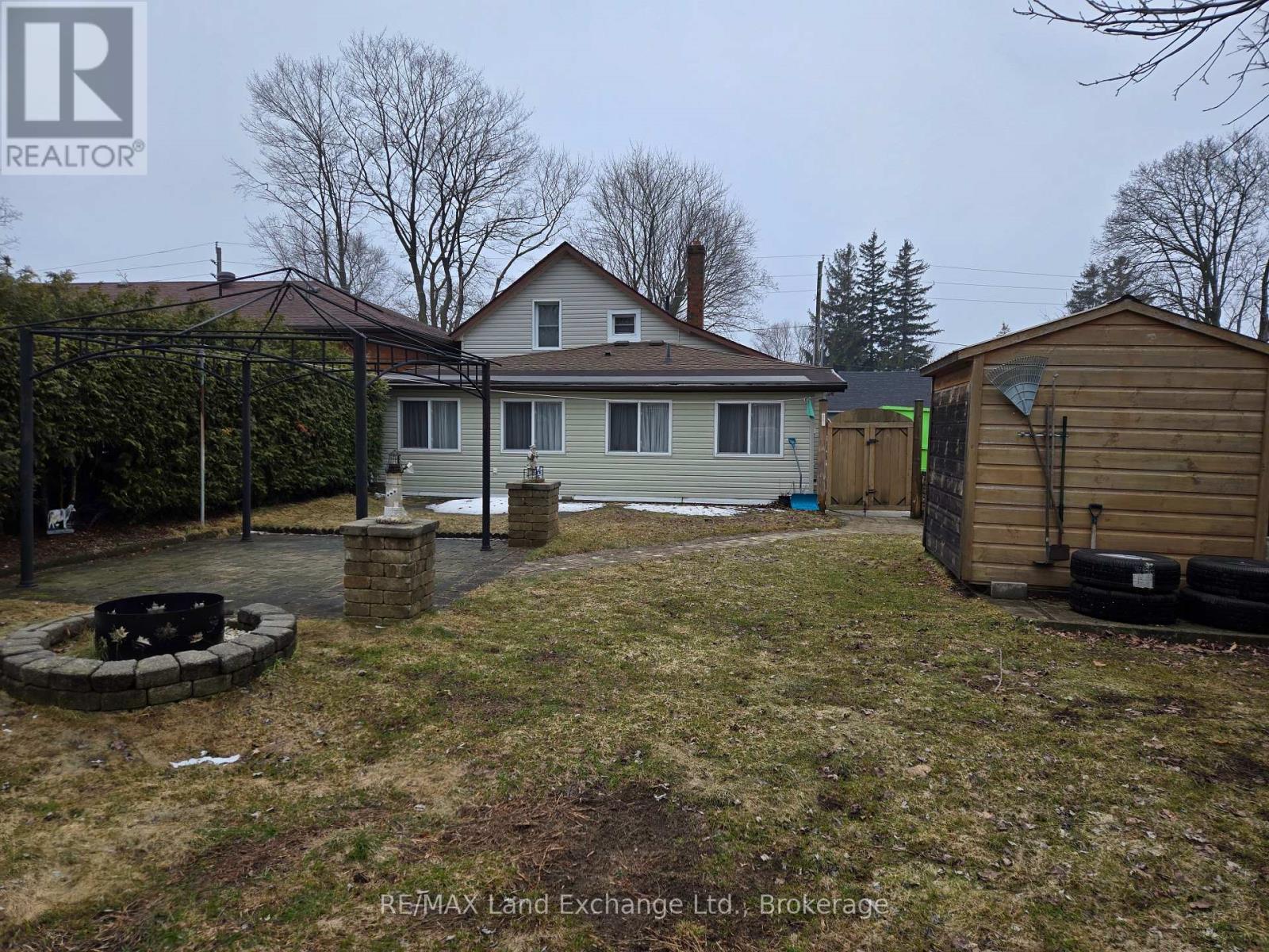 317 Nelson Street, Kincardine, Ontario  N2Z 1X7 - Photo 3 - X12910042