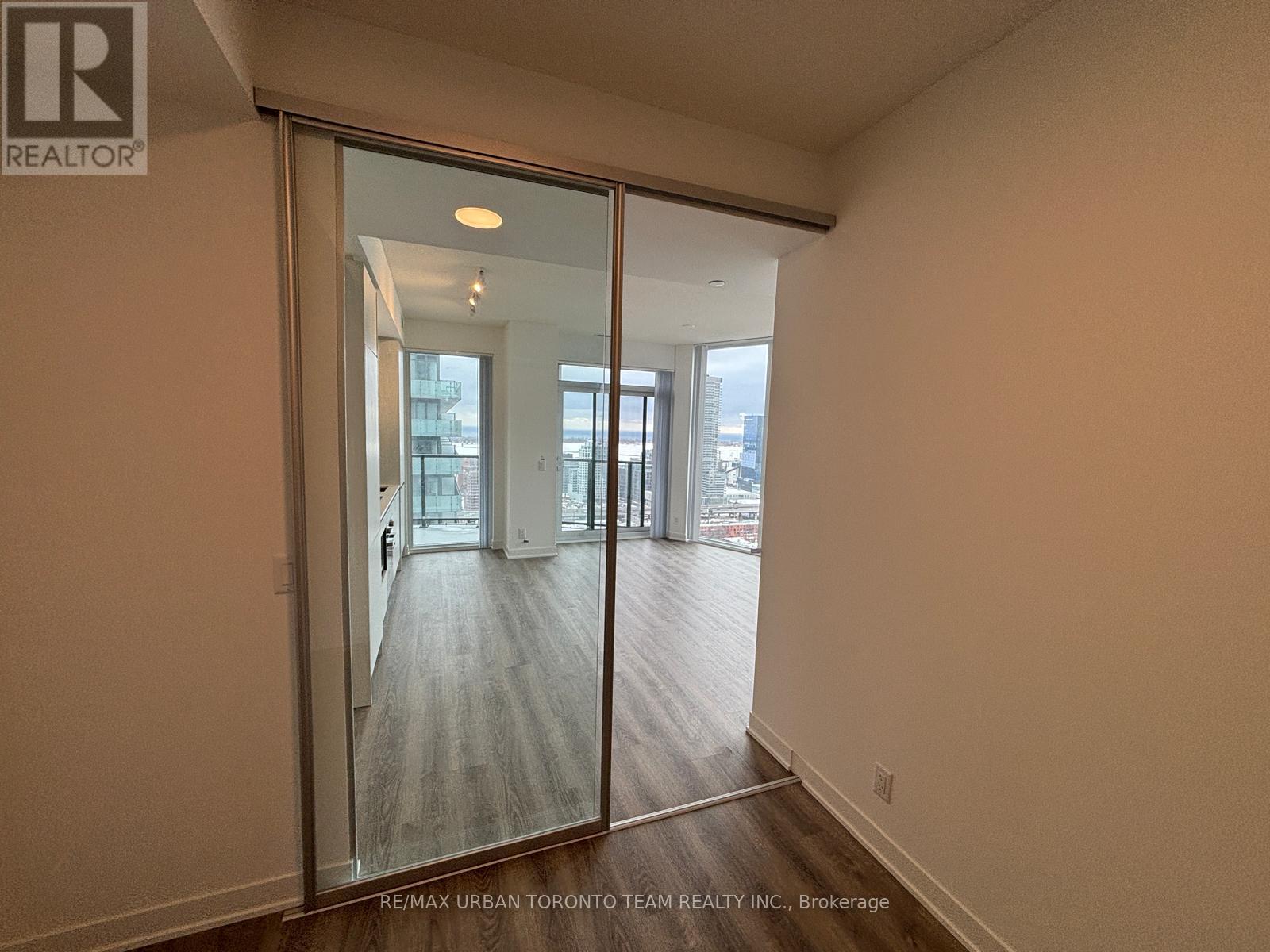 3310 - 180 Front Street E, Toronto, Ontario  M5A 0K9 - Photo 10 - C12909938