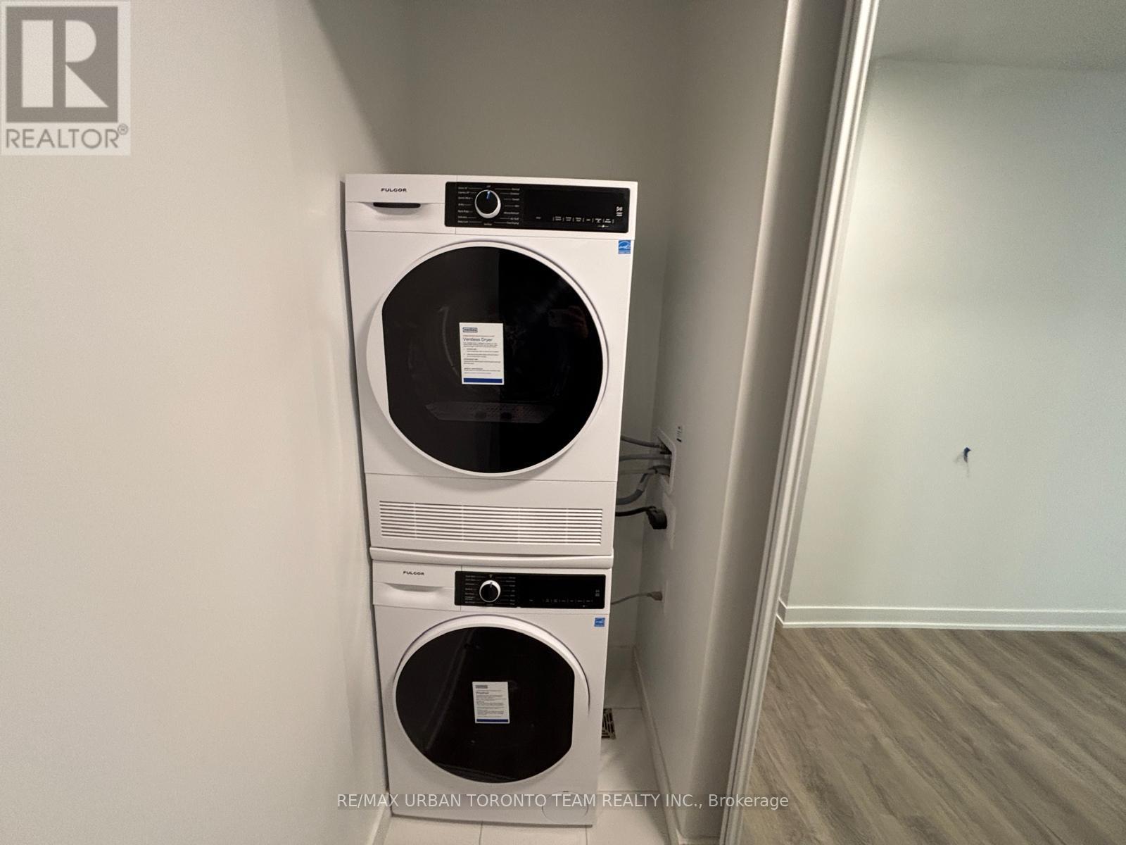 3310 - 180 Front Street E, Toronto, Ontario  M5A 0K9 - Photo 13 - C12909938