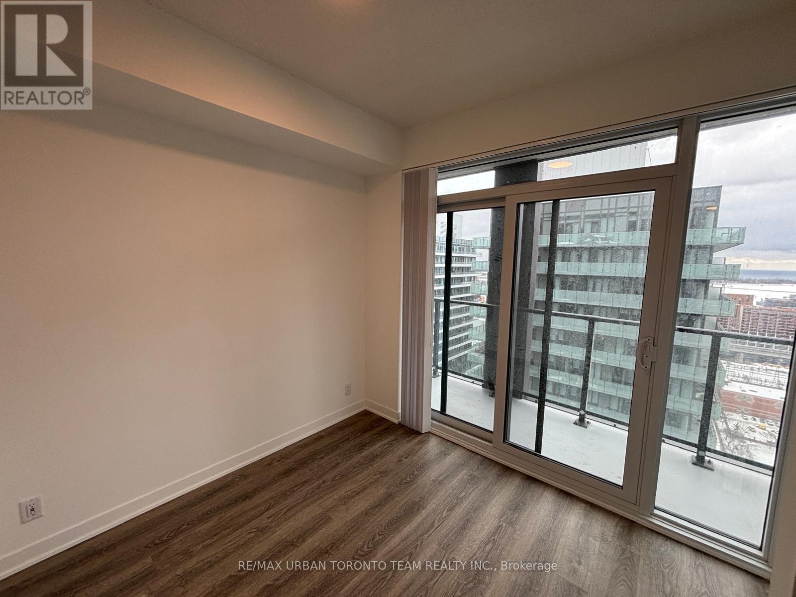 3310 - 180 Front Street E, Toronto, Ontario  M5A 0K9 - Photo 6 - C12909938