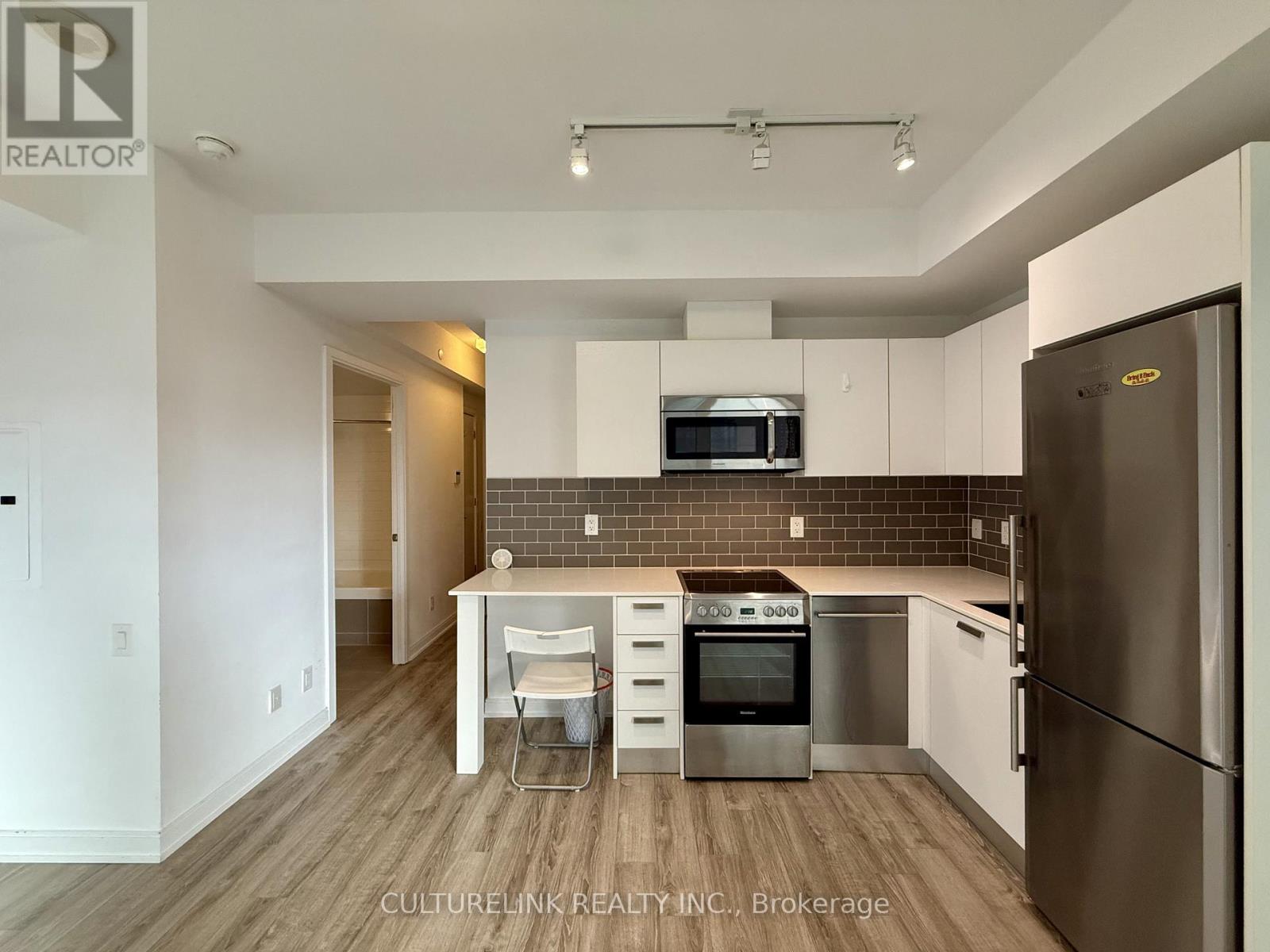 1006 - 42 Charles Street E, Toronto (Church-Yonge Corridor), Ontario  M4Y 1T4 - Photo 6 - C12909940