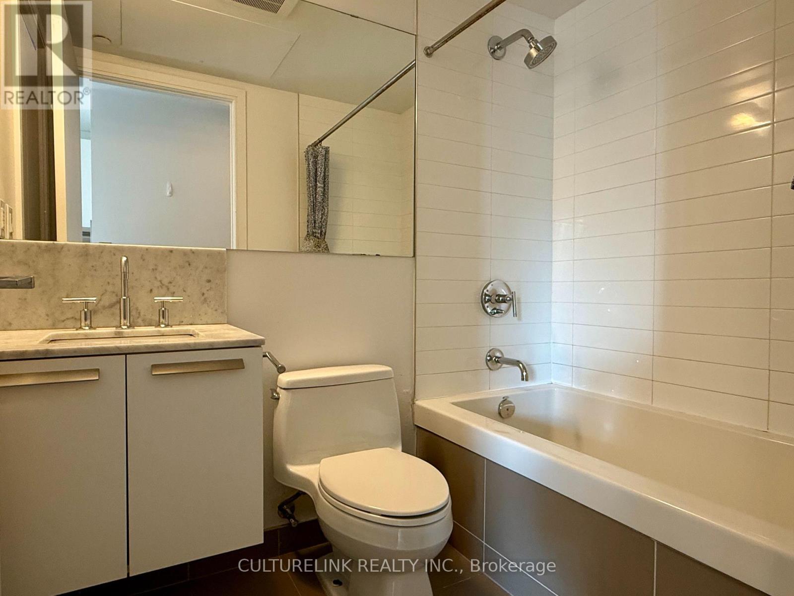 1006 - 42 Charles Street E, Toronto (Church-Yonge Corridor), Ontario  M4Y 1T4 - Photo 8 - C12909940