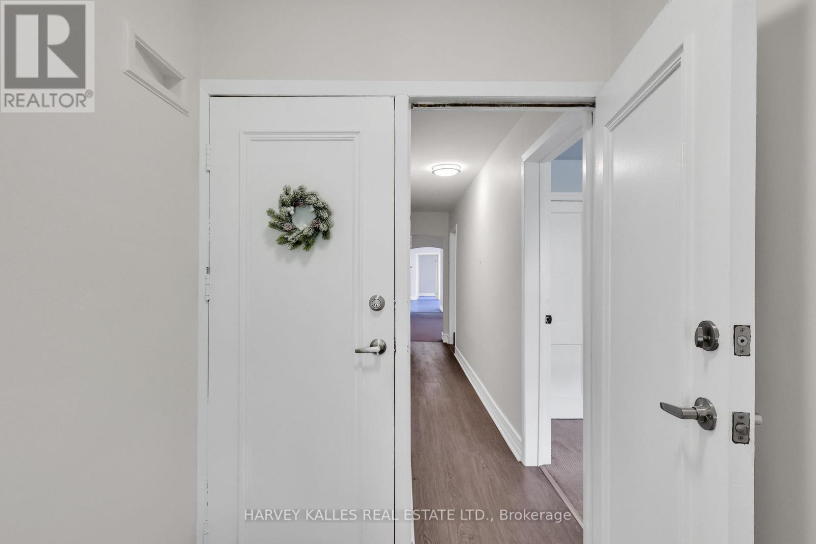 244 Markham Street, Toronto, Ontario  M6J 2G6 - Photo 14 - C12909958