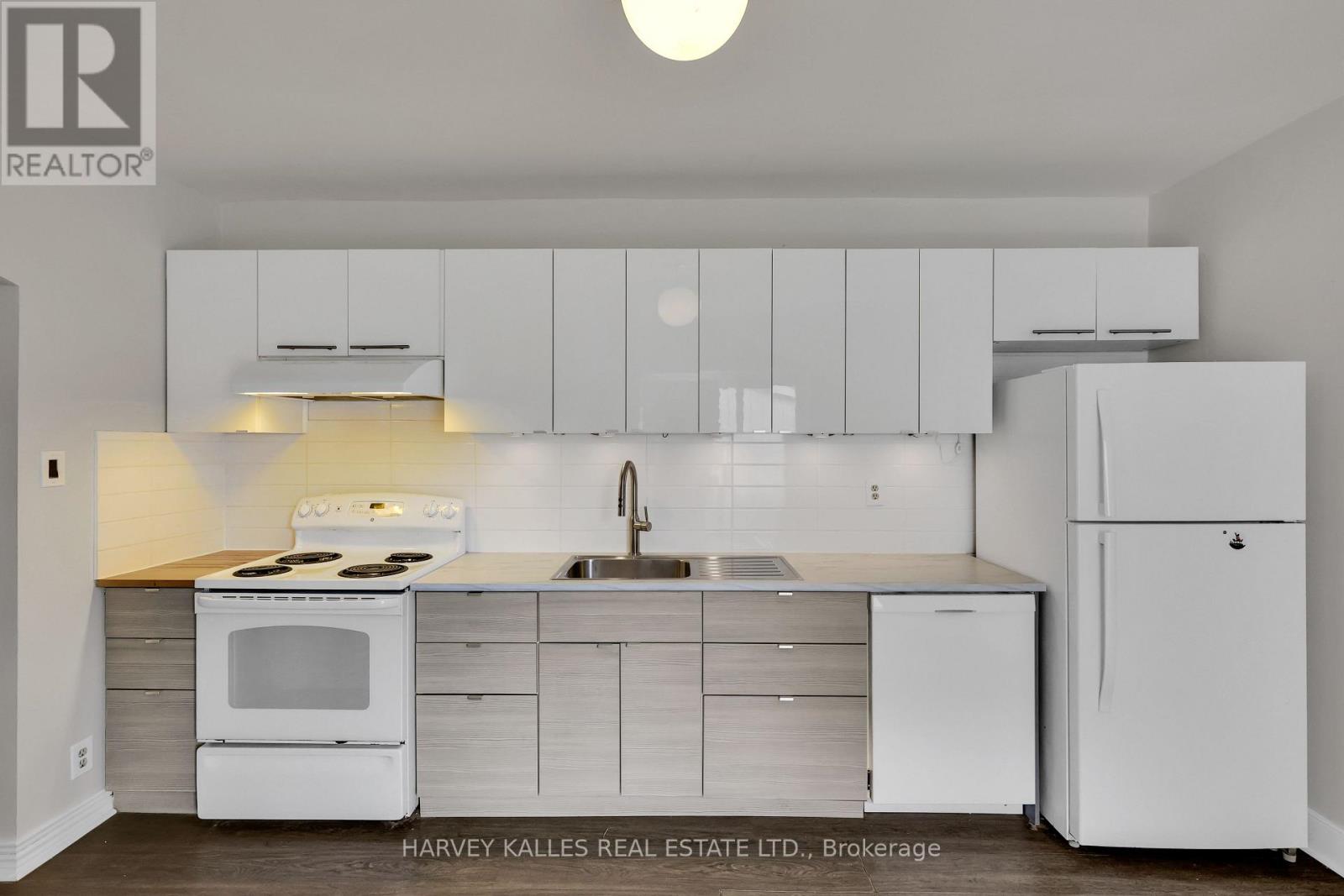 244 Markham Street, Toronto, Ontario  M6J 2G6 - Photo 16 - C12909958