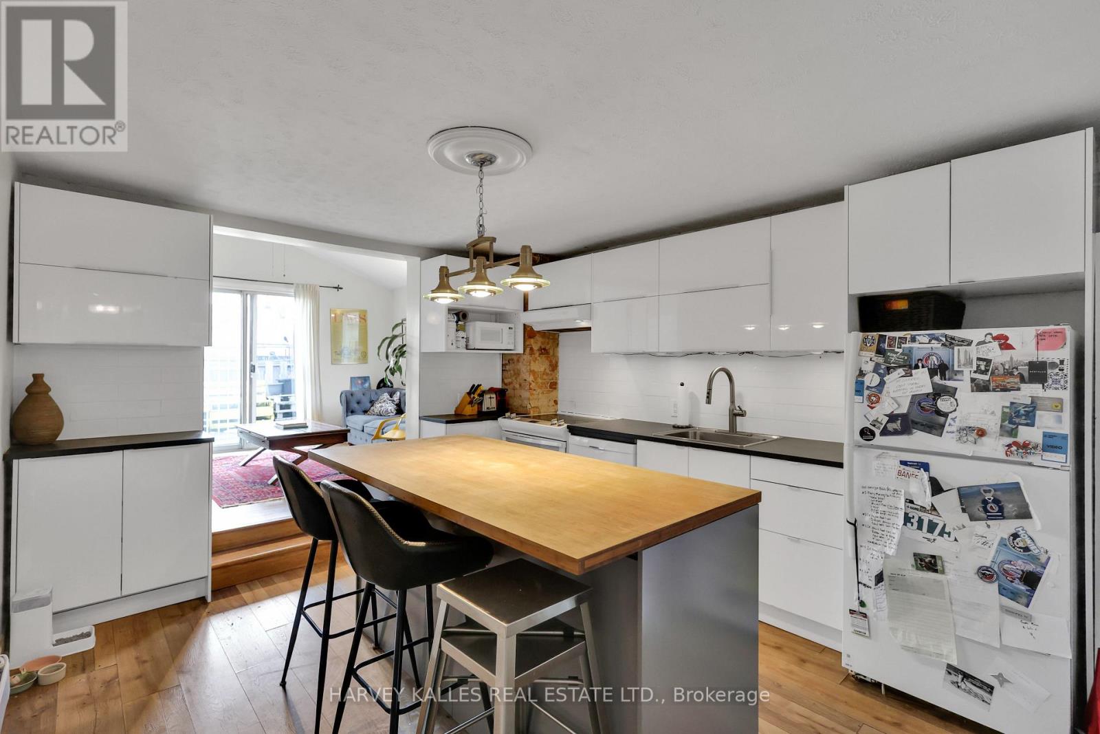 244 Markham Street, Toronto, Ontario  M6J 2G6 - Photo 4 - C12909958