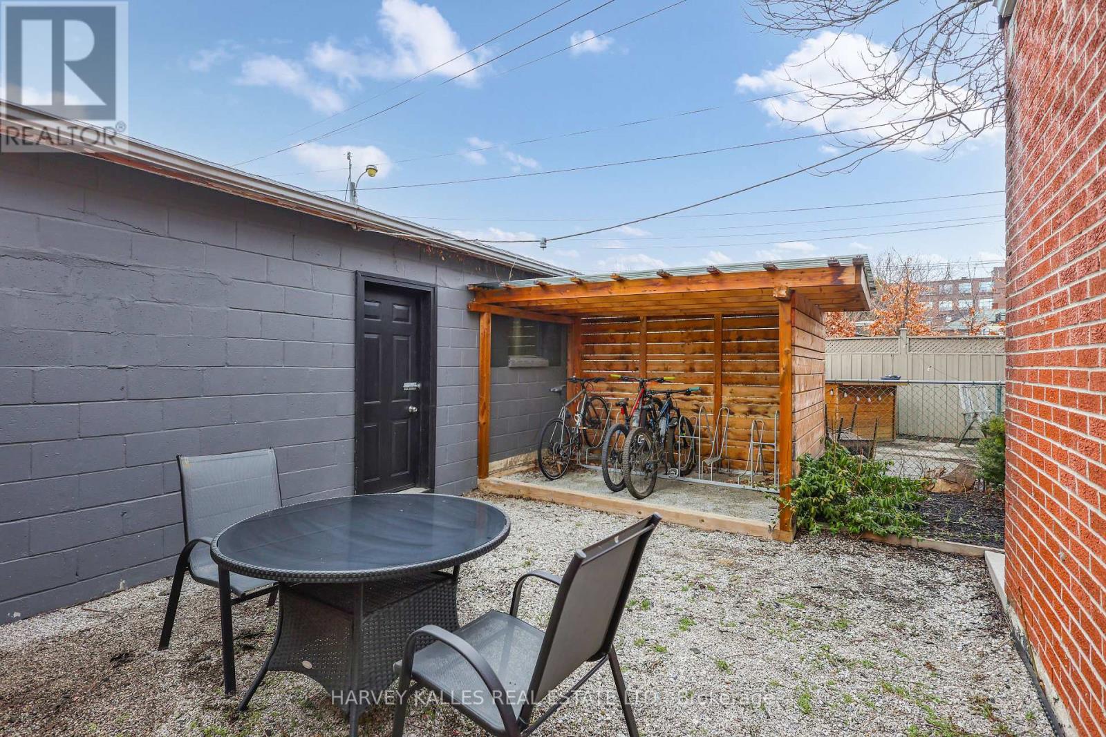 244 Markham Street, Toronto, Ontario  M6J 2G6 - Photo 46 - C12909958