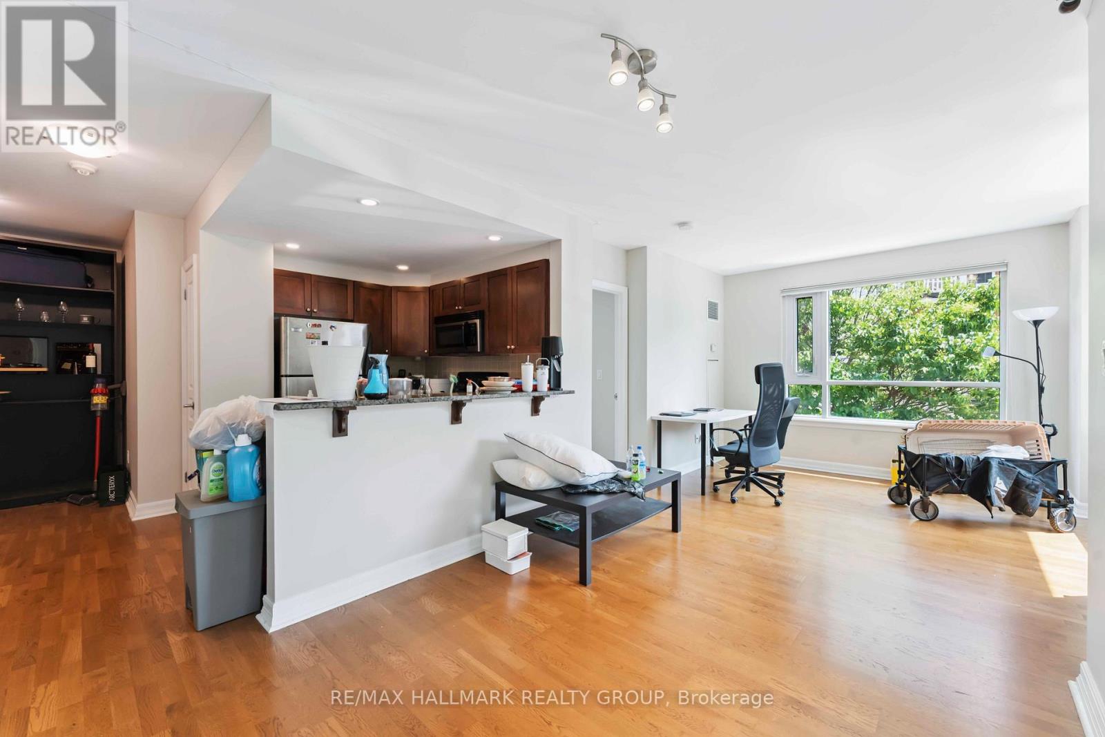 808 - 200 Besserer Street, Ottawa, Ontario  K1N 0A7 - Photo 12 - X12909942